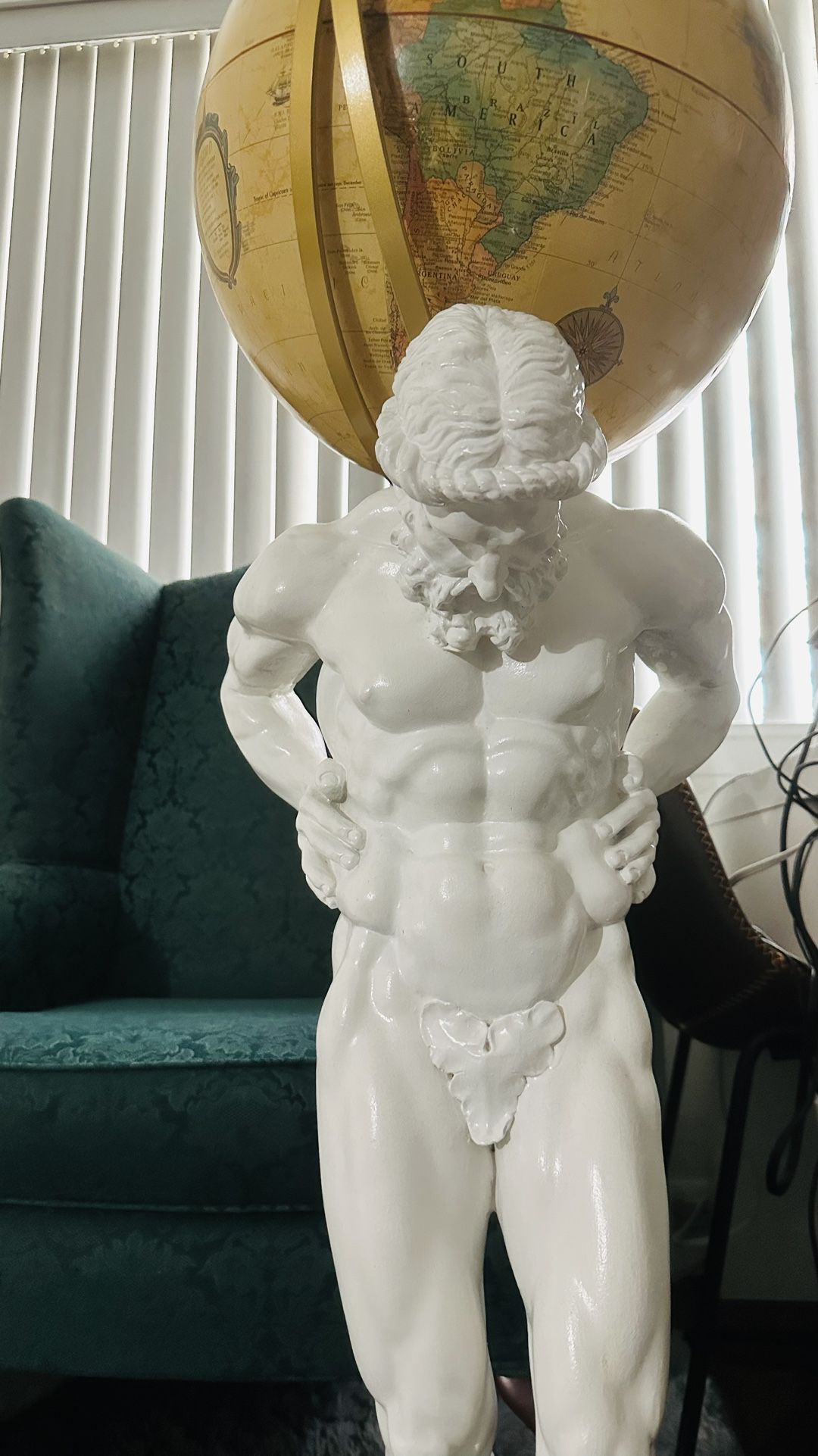 Atlas Globe Statue Floor Lamp - Unique Vintage Style - photo 2