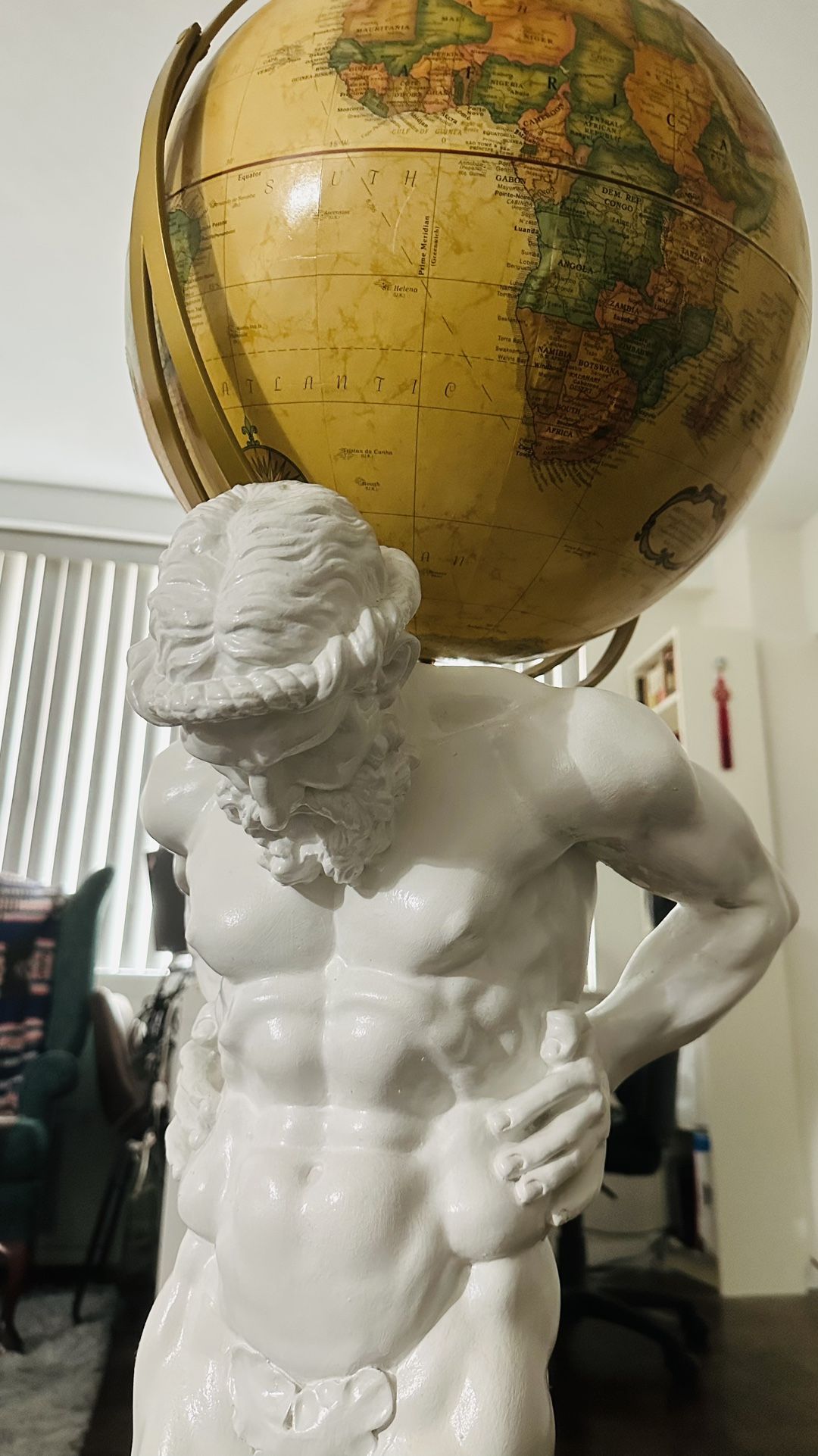 Atlas Globe Statue Floor Lamp - Unique Vintage Style - photo 4
