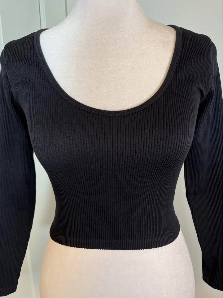 ZARA Ribbed Scoop Neck Long Sleeve Women's Top - photo 2