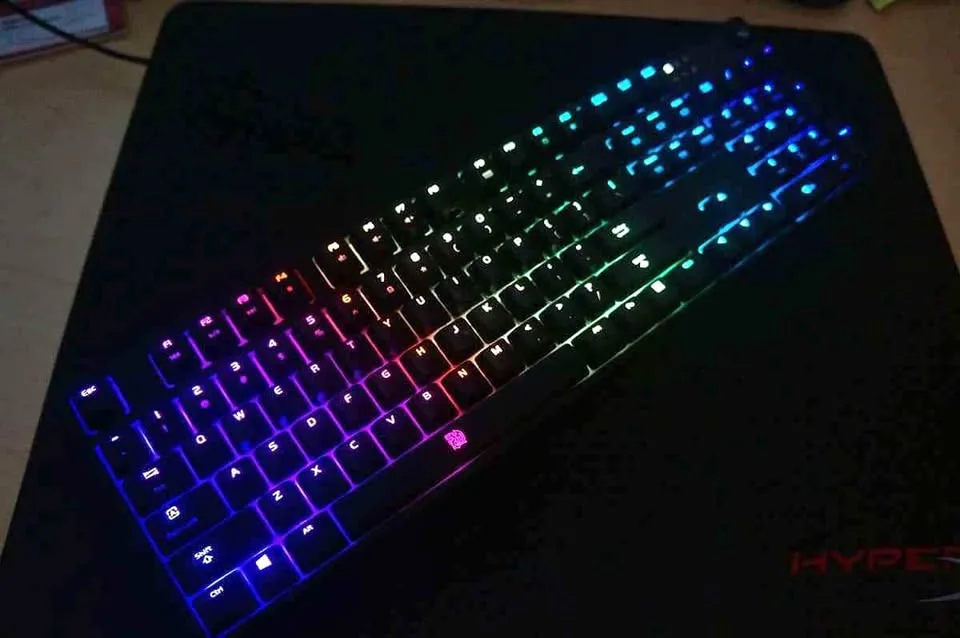 Tt eSPORTS Poseidon Z RGB LED Brown Switch Keyboard