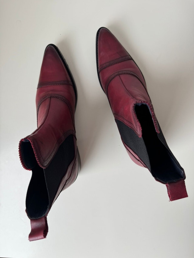 Red/Burgundy Florsheim Chelsea Boots - Size 9 - photo 2