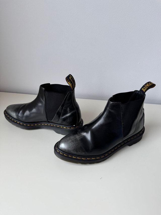 Dr. Martens Bianca Boots - Size 8 - photo 3