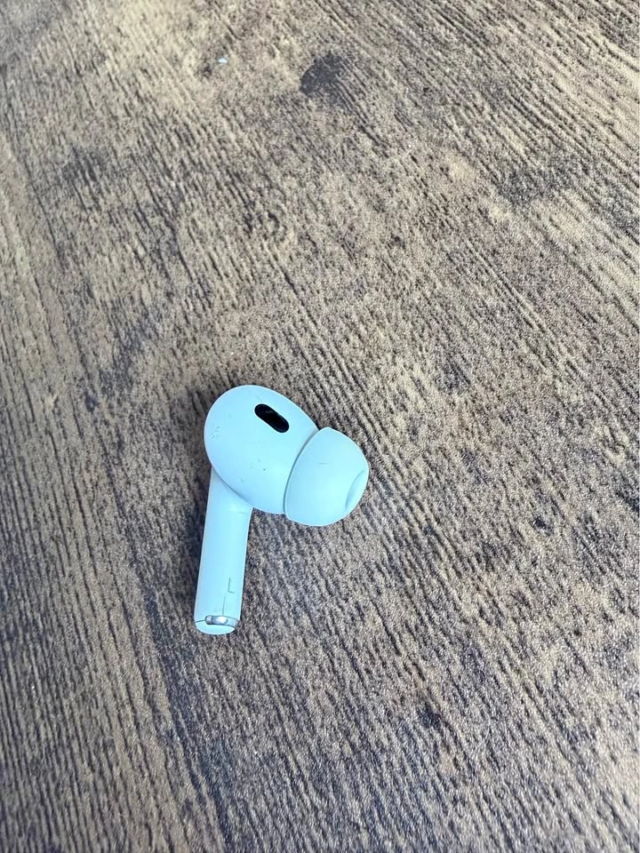 Airpods Pro 2 gen Type C (Model A3048)