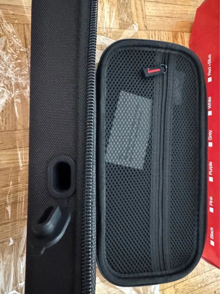 Nintendo Switch All-In-One Charging Carry Case (Brand New) - photo 4