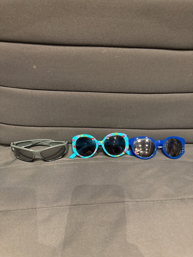 3 Pairs Kids Sunglasses - Disney & Avengers - photo 5