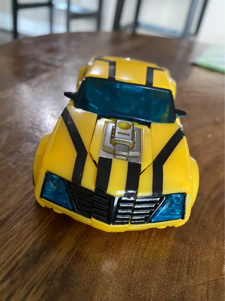 Transformers BUMBLEBEE 2013, 5 inch first edition - photo 3