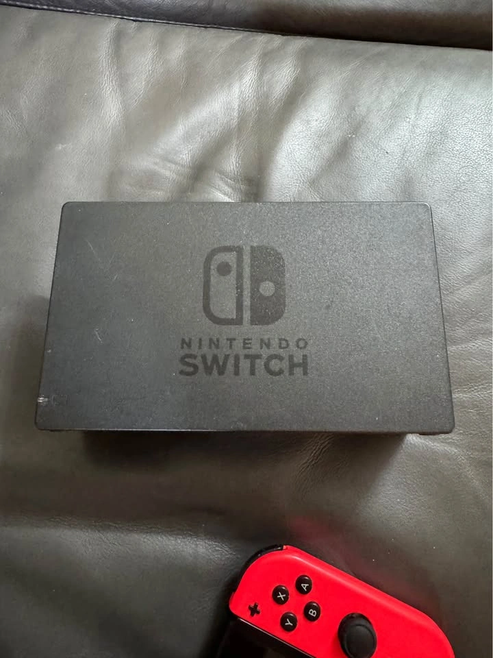 Nintendo Switch V1 - photo 5
