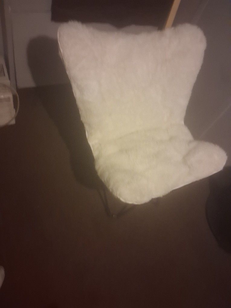 Fur Butterfly Chair - photo 4