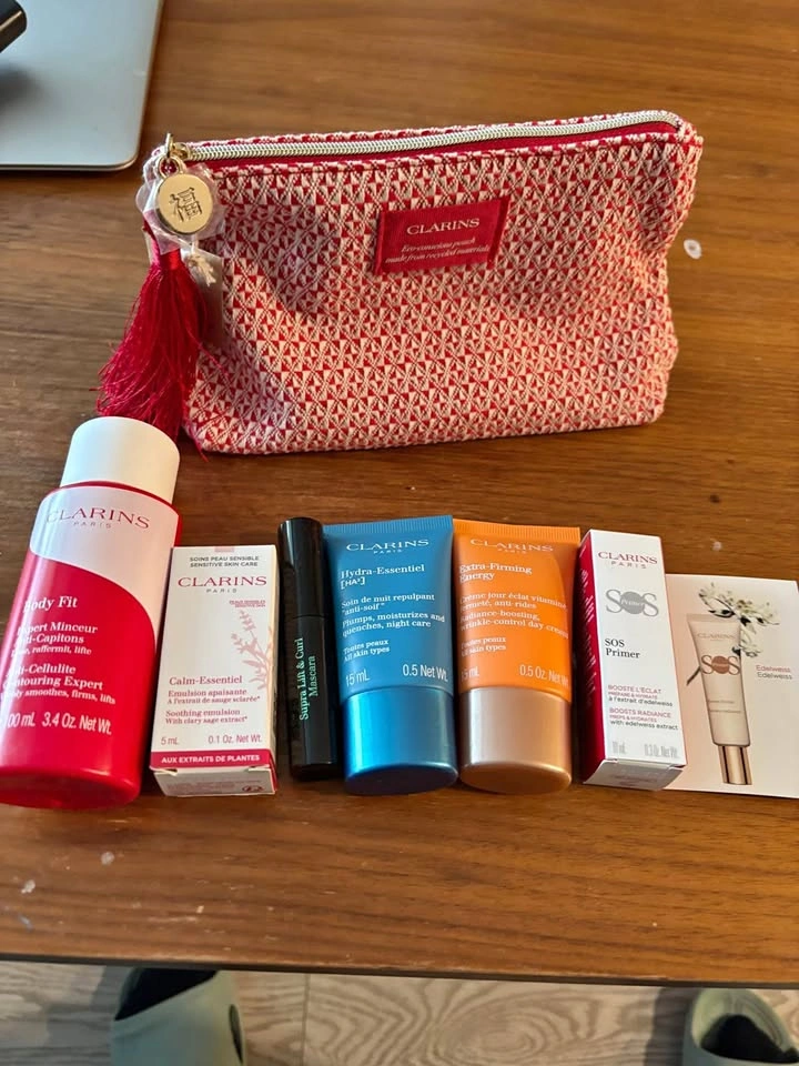 Clarins 6 Pieces Skincare Samples Set