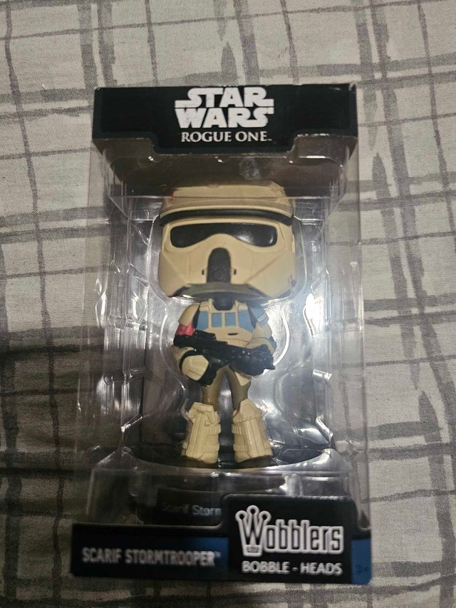 Star Wars Stormtrooper Wobbler