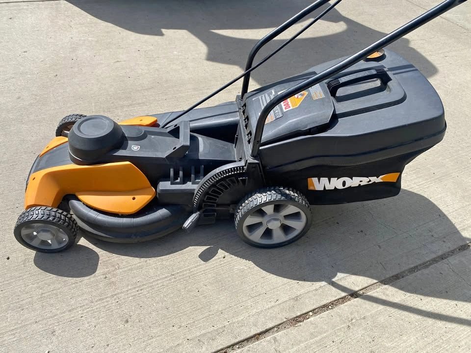 WORX Electric Lawn Mower with Bag