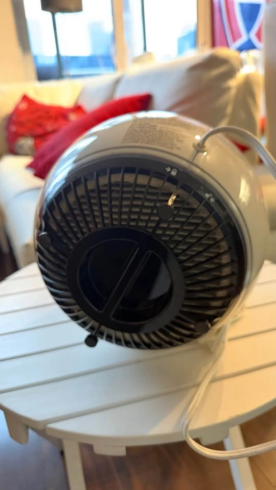 Bionaire Mini Tower Air Purifier - Downtown Toronto - photo 3