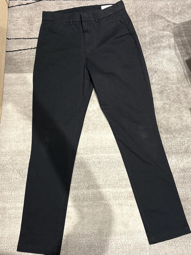 GAP 30/32 Slim Pants
