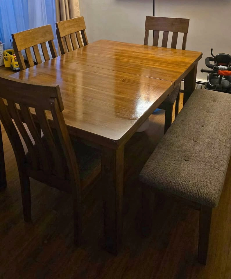 Moving out Sale - 6pc Ashley Ralene Dining Set
