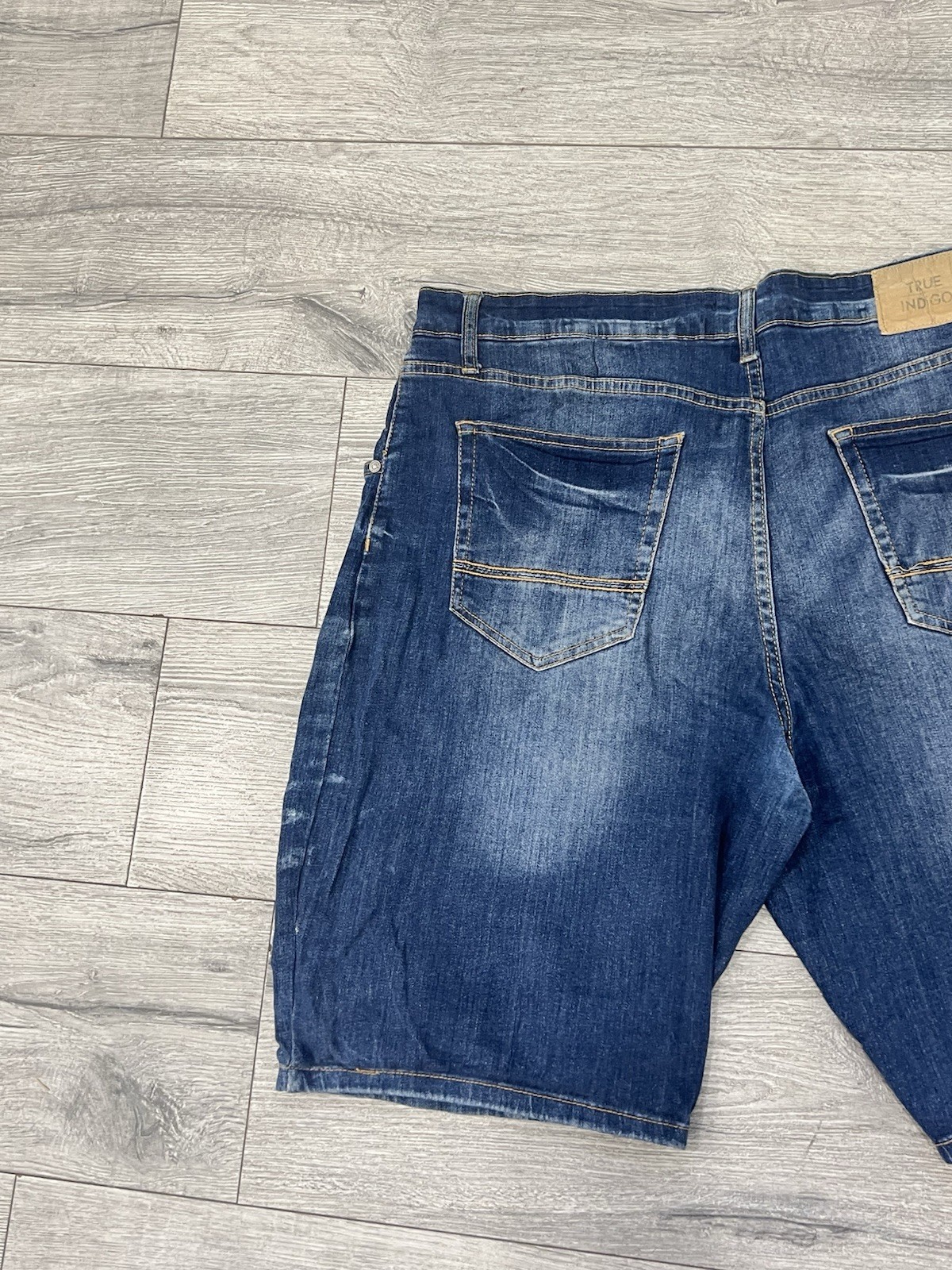True Indigo Men's Blue Jeans Size 36 Straight Fit - photo 2
