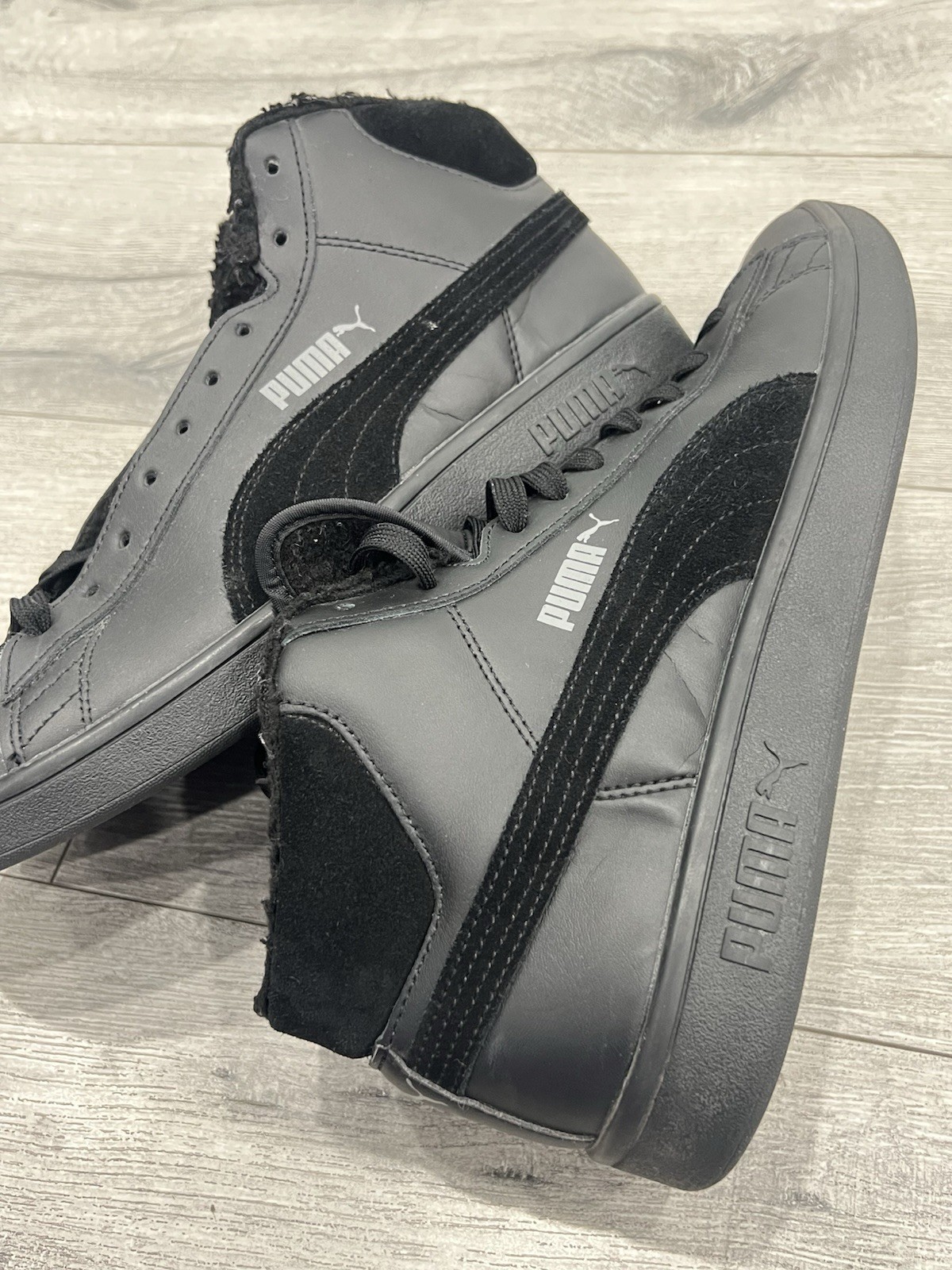 Puma Black Leather Low Top Sneakers Men’s Size 45
