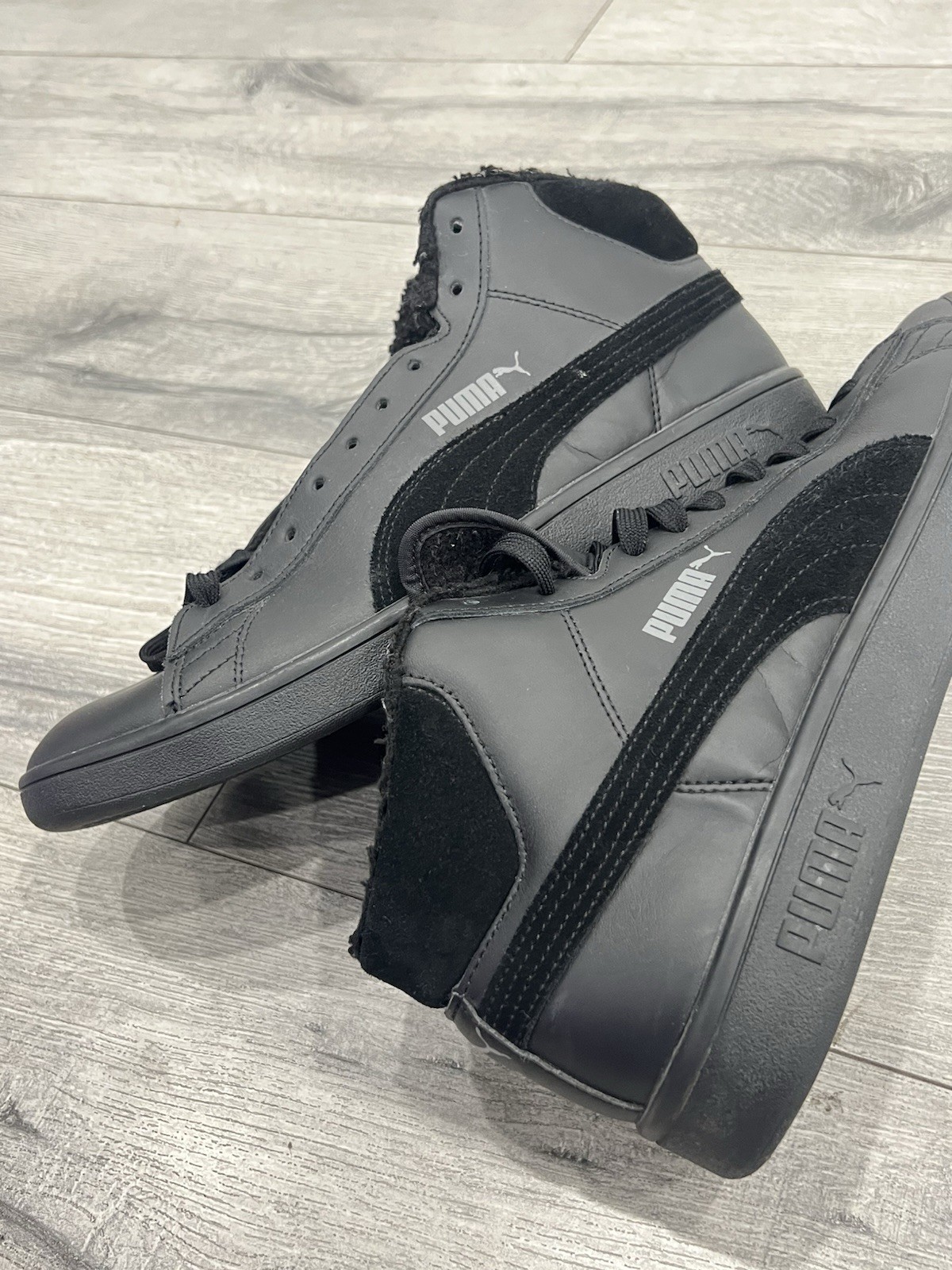 Puma Black Leather Low Top Sneakers Men’s Size 45 - photo 2