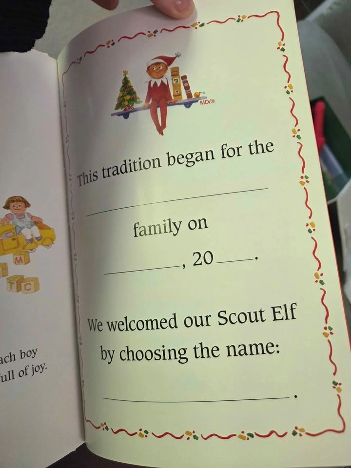 Ultimate Elf on the Shelf Bundle: 2 Xmas + Birthday (Unused Cert - photo 5