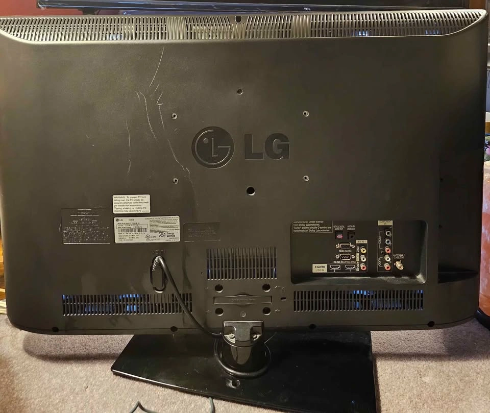 LG 32" TV With Remote Model# LG32LK330 - photo 2