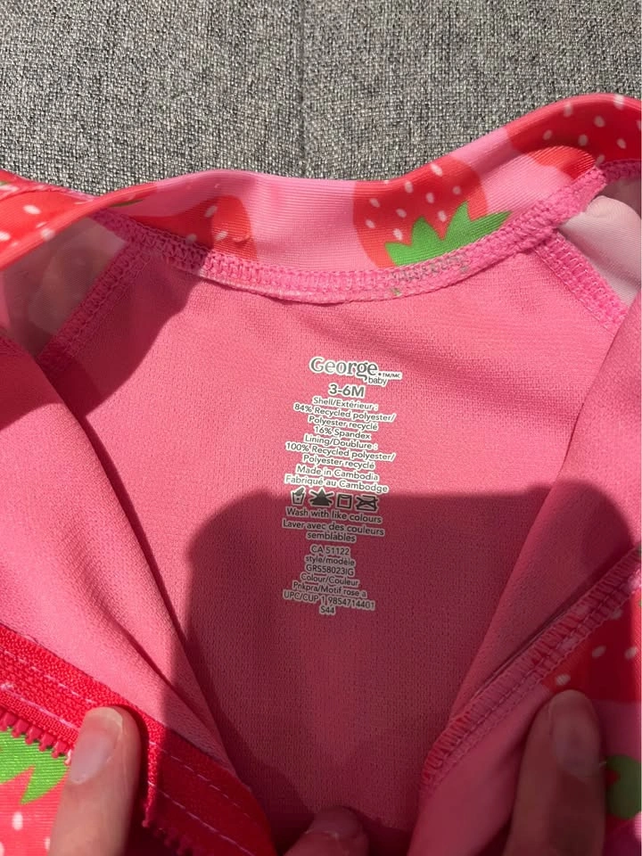 George Baby 3-6M Swimsuits - Butterfly & Strawberry - photo 3