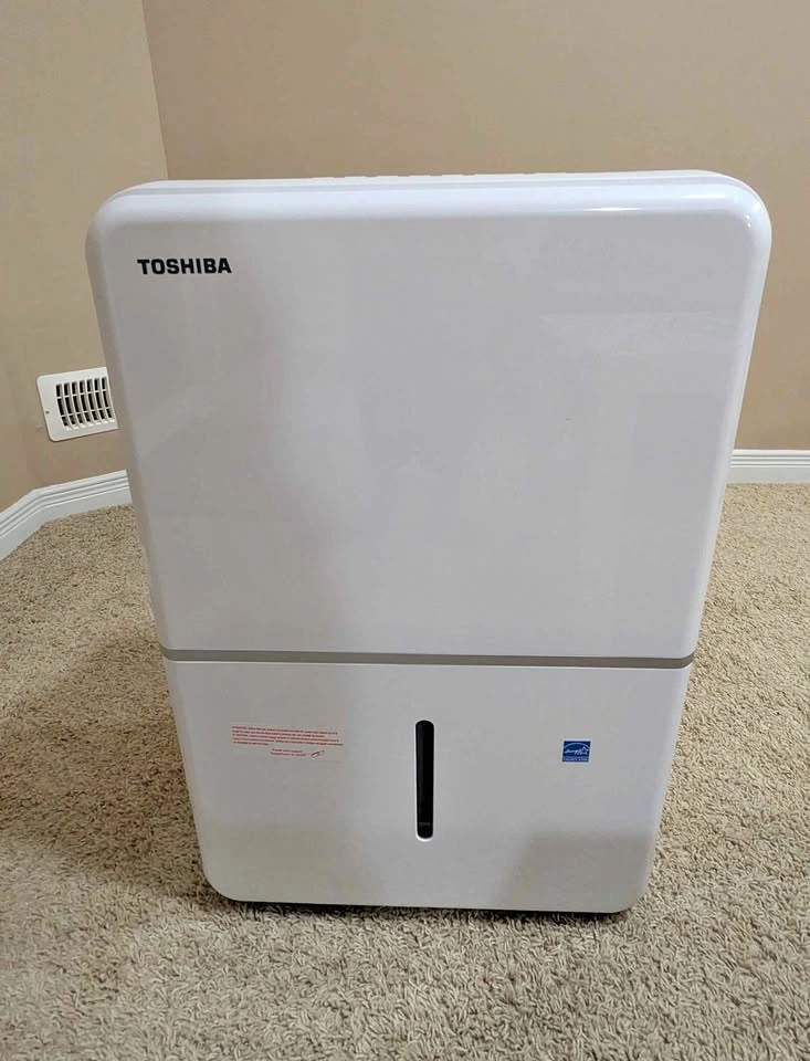 Dehumidifier - Toshiba 50 pint