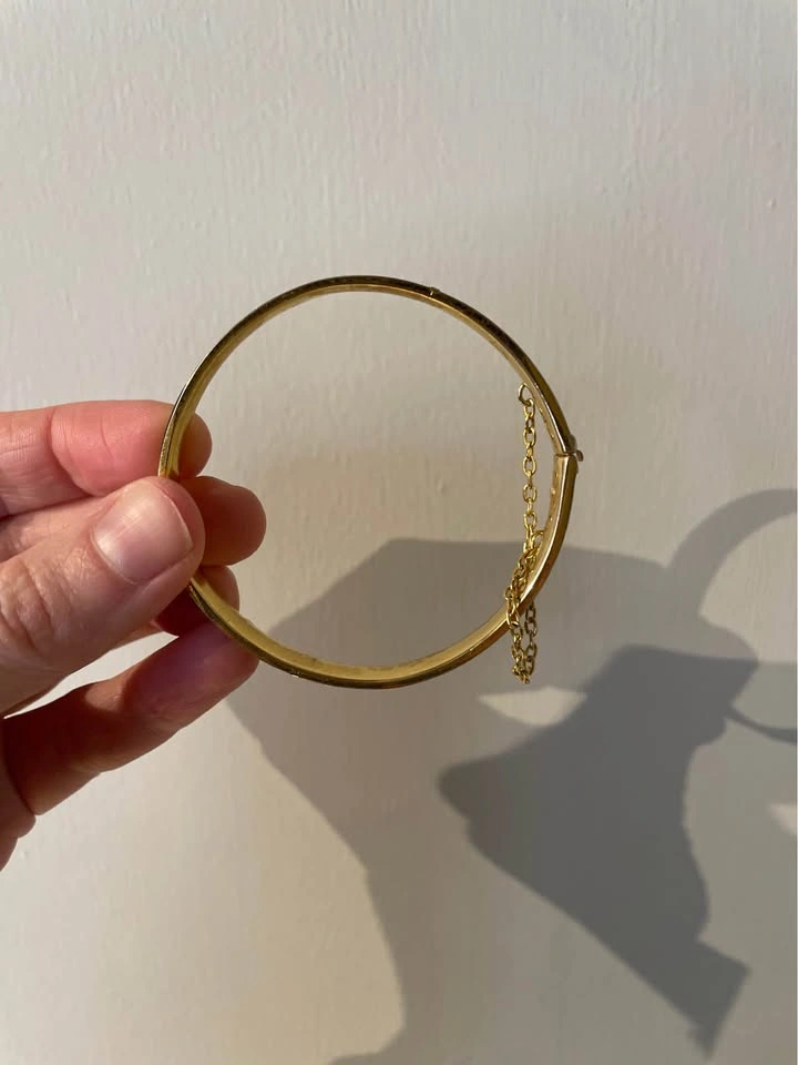 Vintage Black Enamel Floral Bangle Bracelet – Gold Inlay, Elegan - photo 5