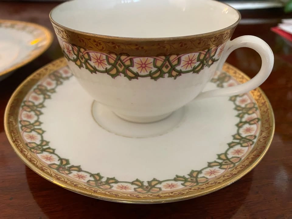 Gold Rim Dinner Plate, Side Plates & Teacup Set - photo 2