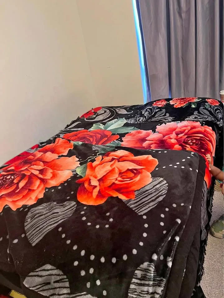 Bedding set pickup Richmond thumbnail