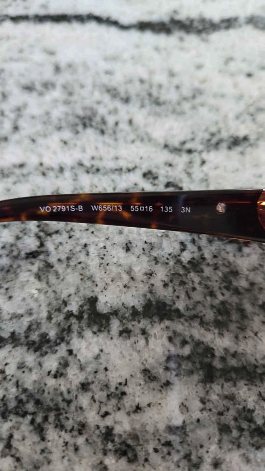 Womans Vogue Sunglasses - photo 3
