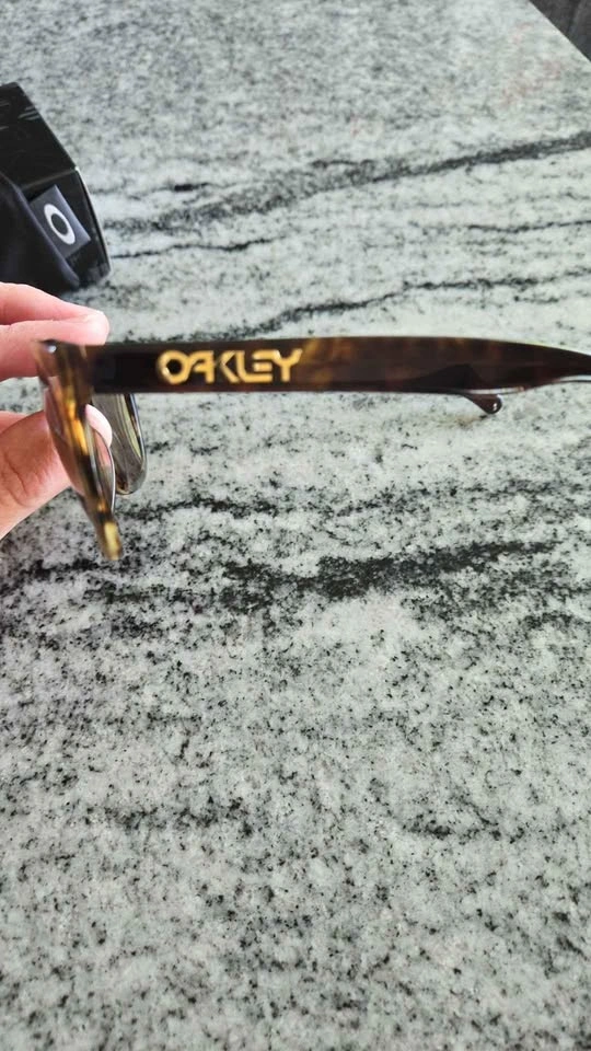 Oakley Frogskins LX Sunglasses - photo 2