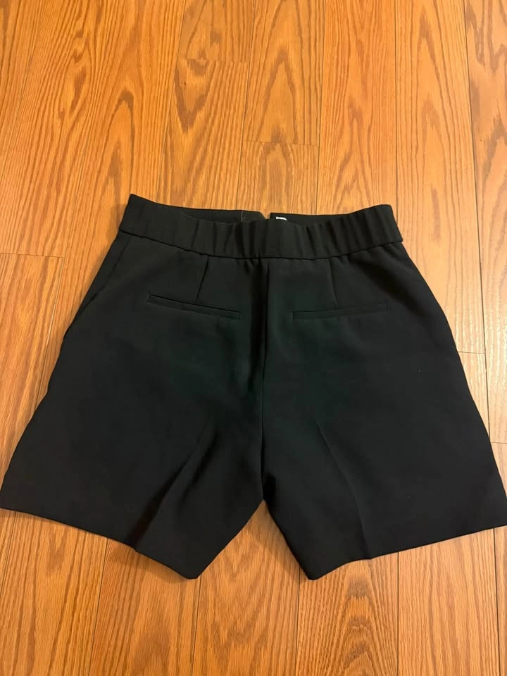 Wilfred Limitless Mid-Thigh Shorts - photo 2