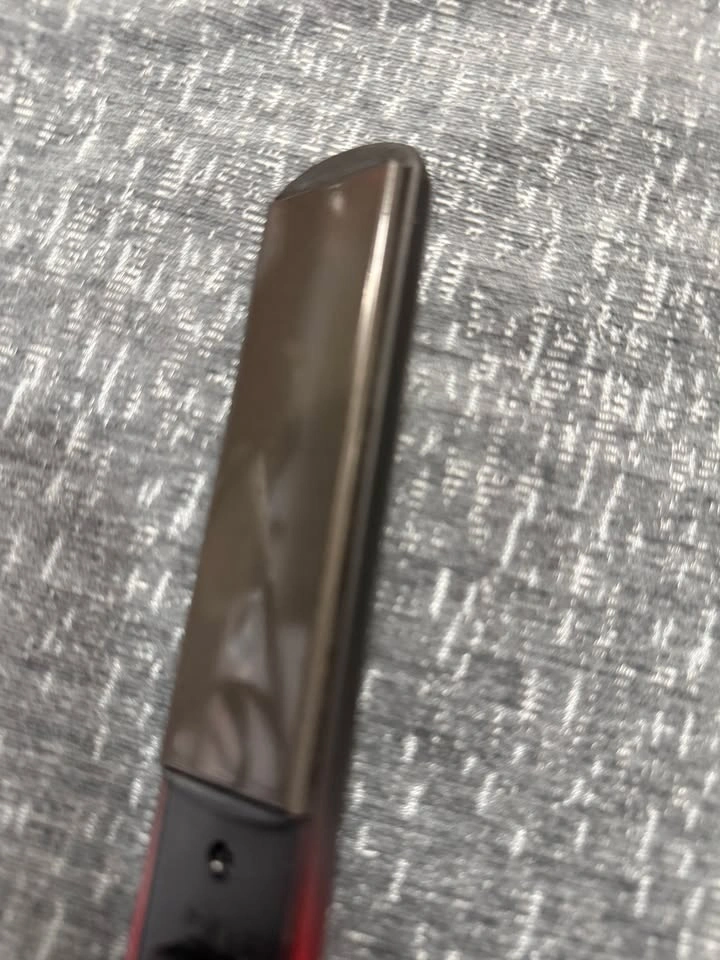 CHI LAVA Ceramic Flat Iron - photo 3