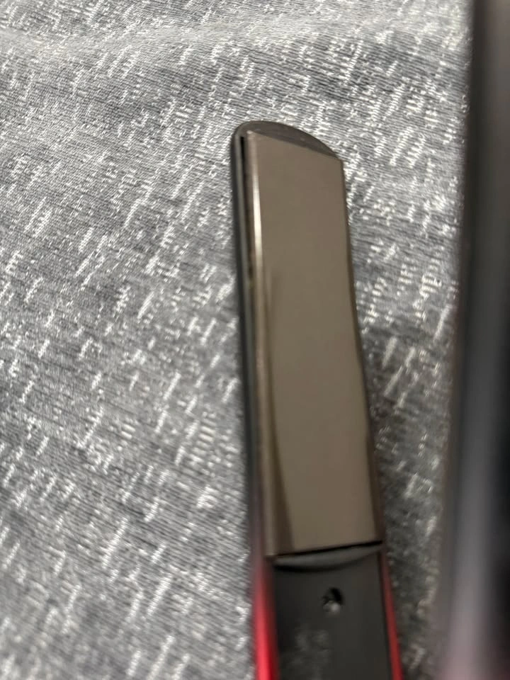 CHI LAVA Ceramic Flat Iron - photo 4