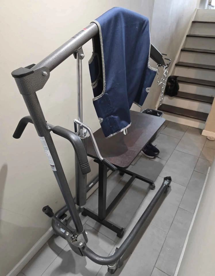 Hydraulic Transfer Lift for Reduced Mobility - photo 3