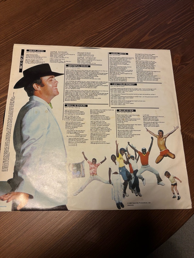 Elton John - "Jump Up!" Vinyl Record (45) - photo 3