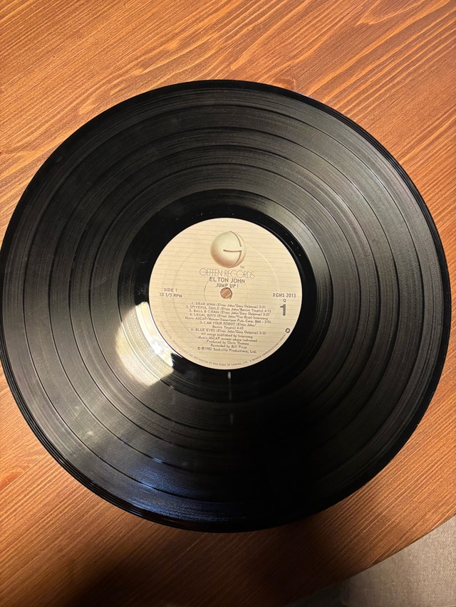 Elton John - "Jump Up!" Vinyl Record (45) - photo 5