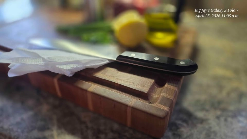 Handcrafted End Grain Brick Pattern Cutting Board - photo 3