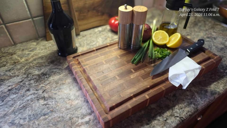 Handcrafted End Grain Brick Pattern Cutting Board - photo 4