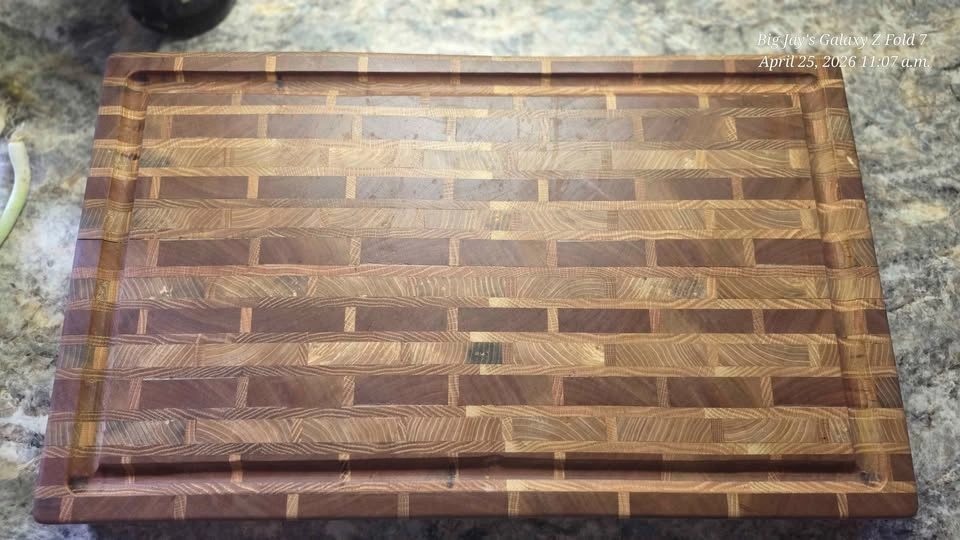 Handcrafted End Grain Brick Pattern Cutting Board - photo 5