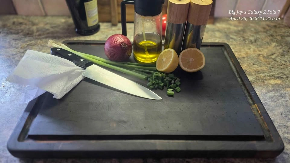 Ebonized Teak End Grain Cutting Board – 14” x 20”
