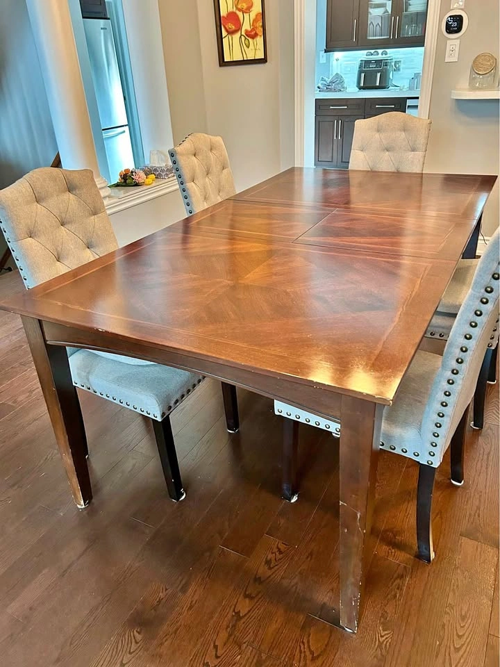 Solid wood espresso dining table w/ extension leaf