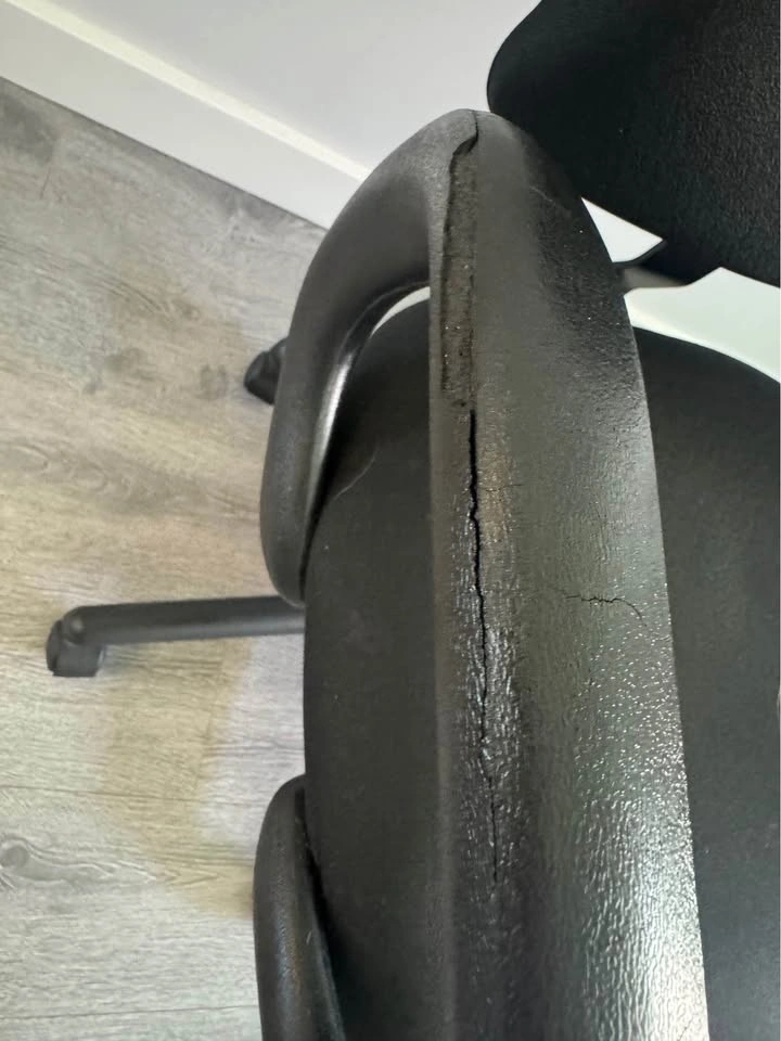 Free Office chair - photo 2