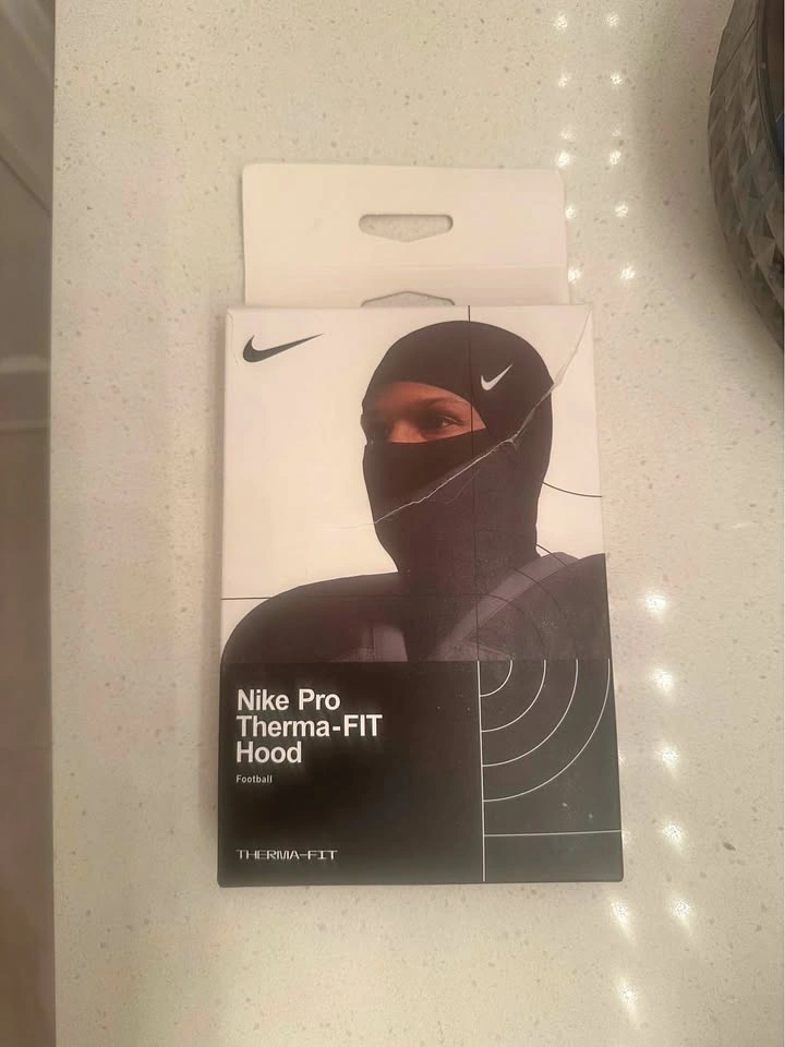 Nike Ski Mask Brand new (accepting trades)