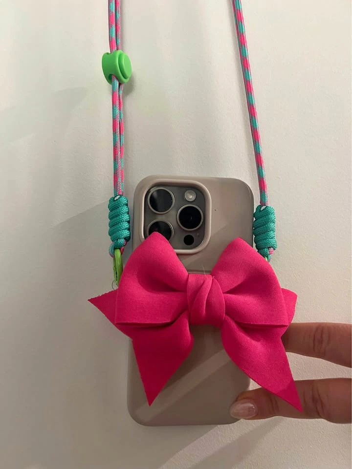 Cute phone lanyard with a pink bow