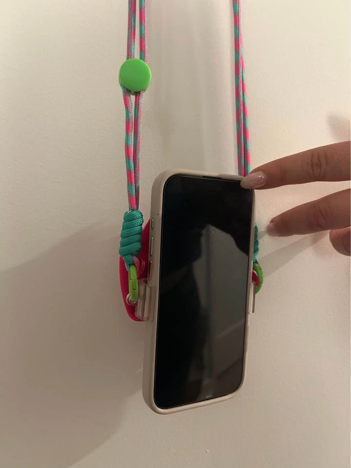 Cute phone lanyard with a pink bow - photo 2