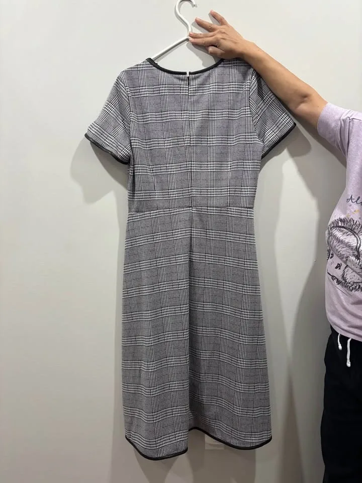 DKNY Plaid Midi Dress with Leather Belt - photo 3