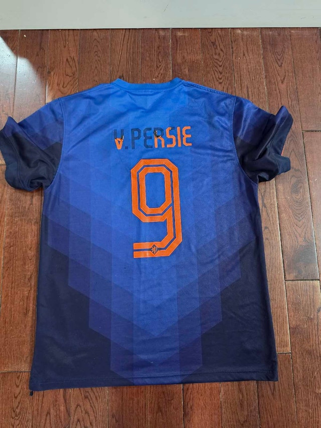 Nike Netherlands Jersey - H. Persie #9 - Medium - photo 2