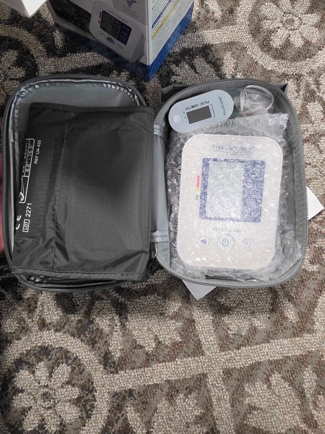LifeSource Blood Pressure Monitor UA-651W-AC - photo 3