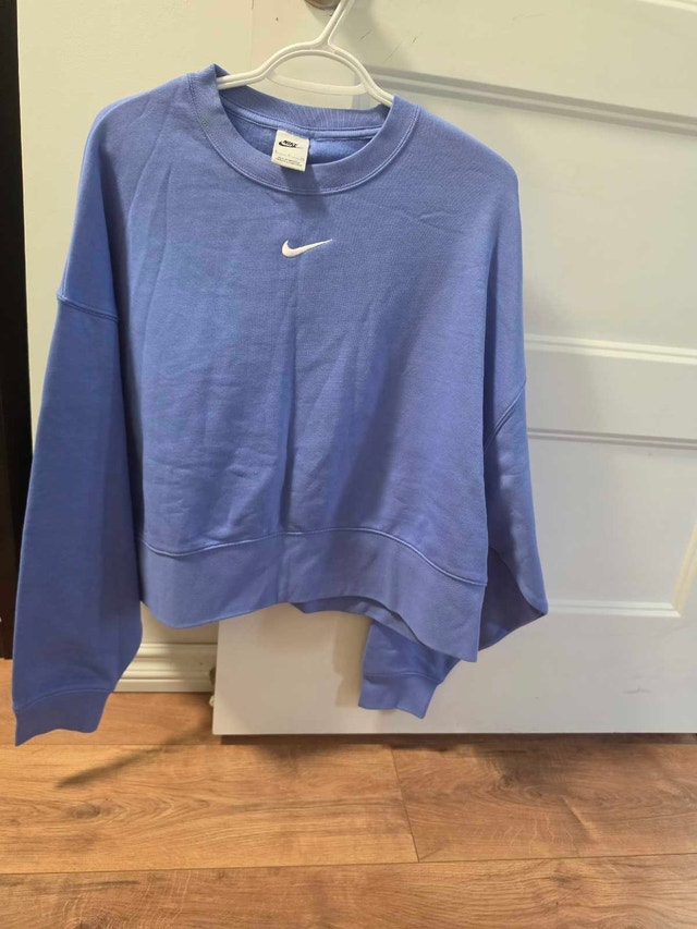 Nike Sweatshirt - Women's Size Small