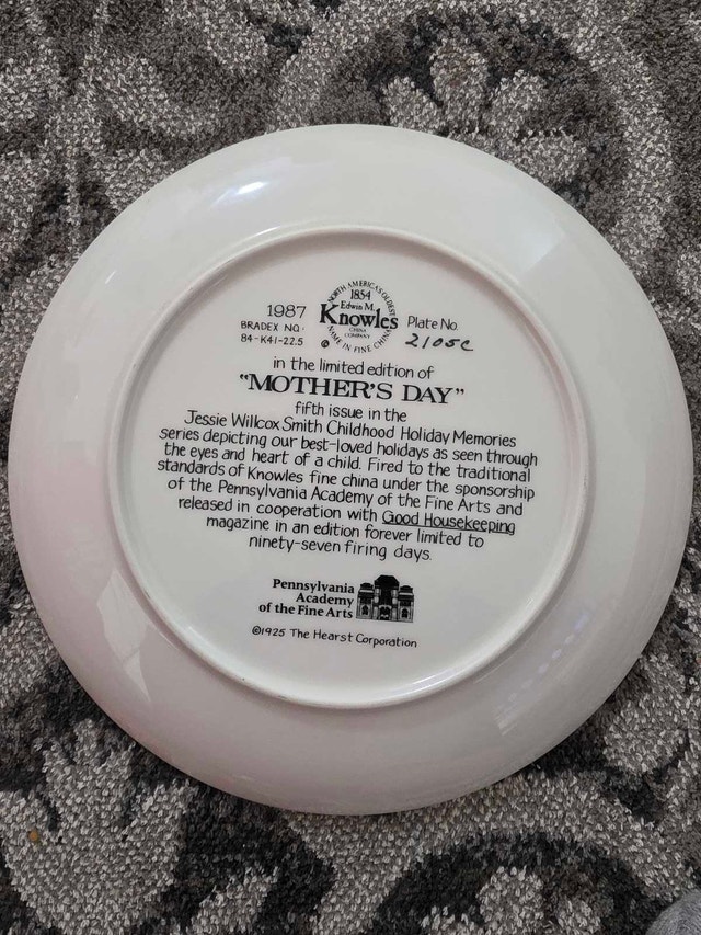 Knowles Mother's Day Plate 1987 - photo 2